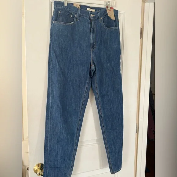 BOGO Levi’s Women’s Jeans - Picture 4 of 11